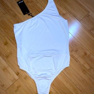 One Shoulder Sleeveless High Leg Bodysuit